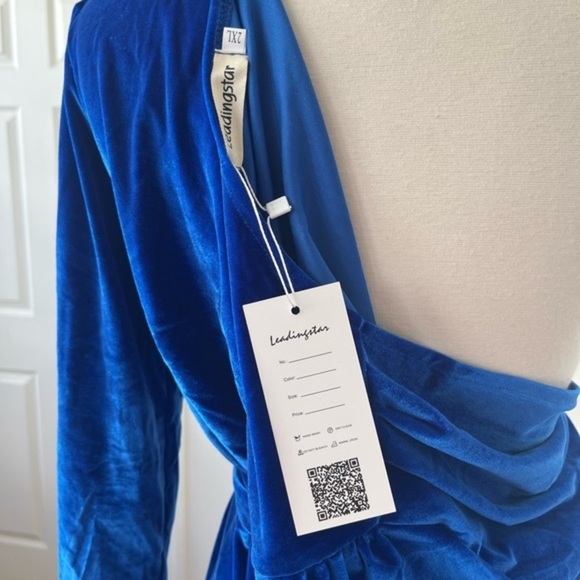 NWT Blue Velour Fit and Flare dress - Picture 5 of 11